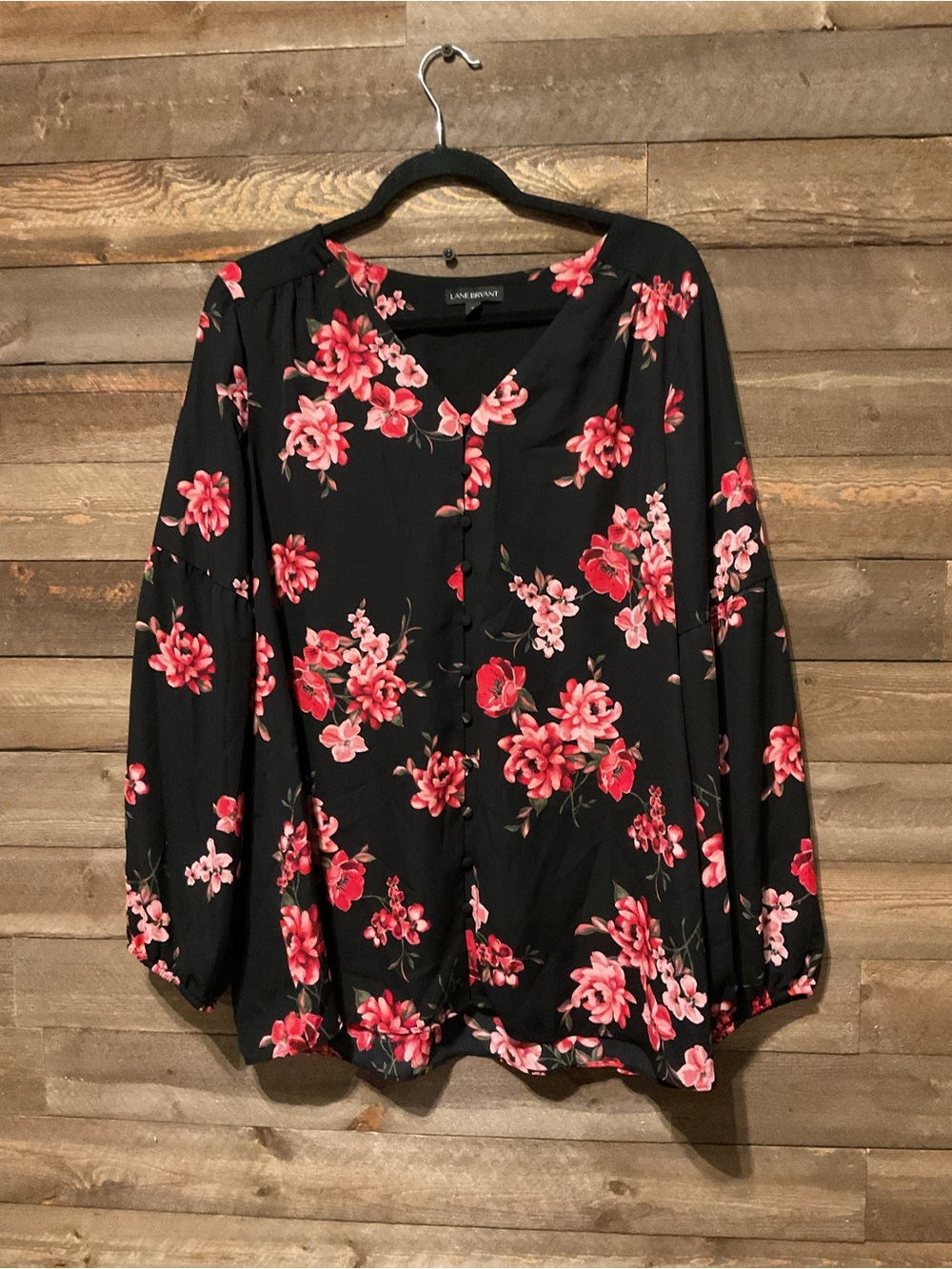 Lane Bryant Women’s Black Red Floral Top Size 20 Long Sleeve